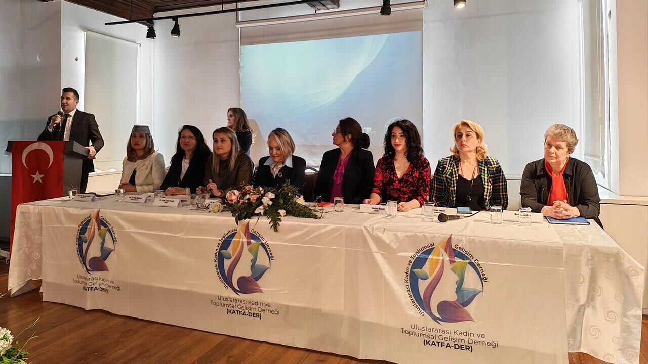 Türk Dünyasının Kadınları Yalova'da Buluştu (7)