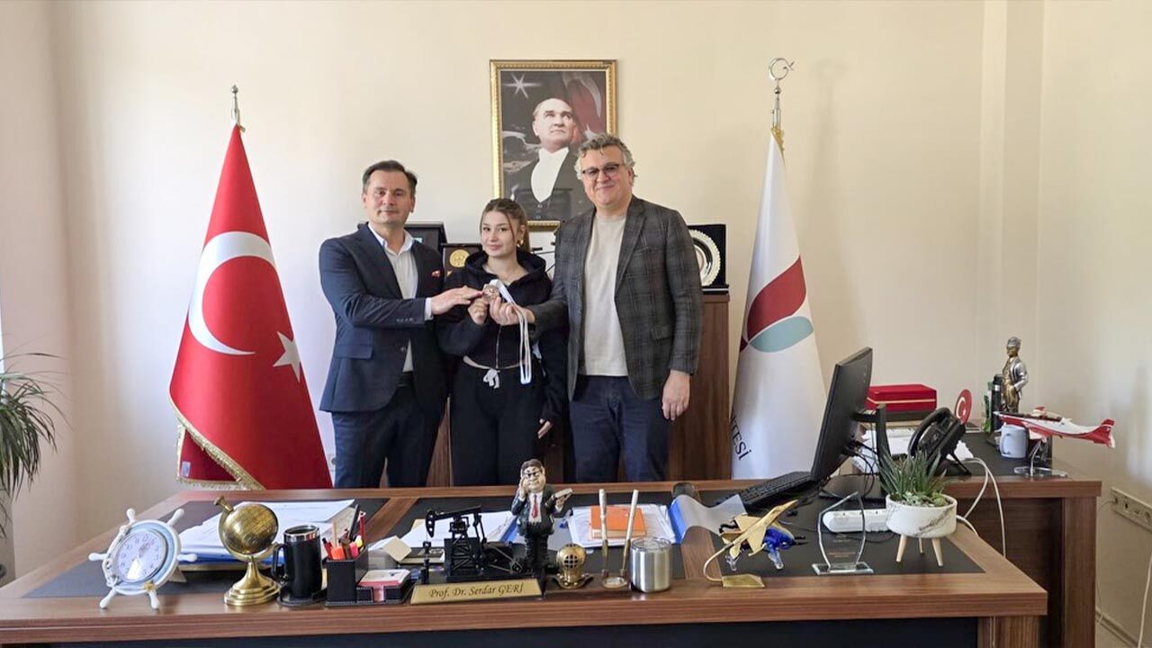 Hilal Gül Kozulu Türkiye Üçüncüsü Oldu (4)