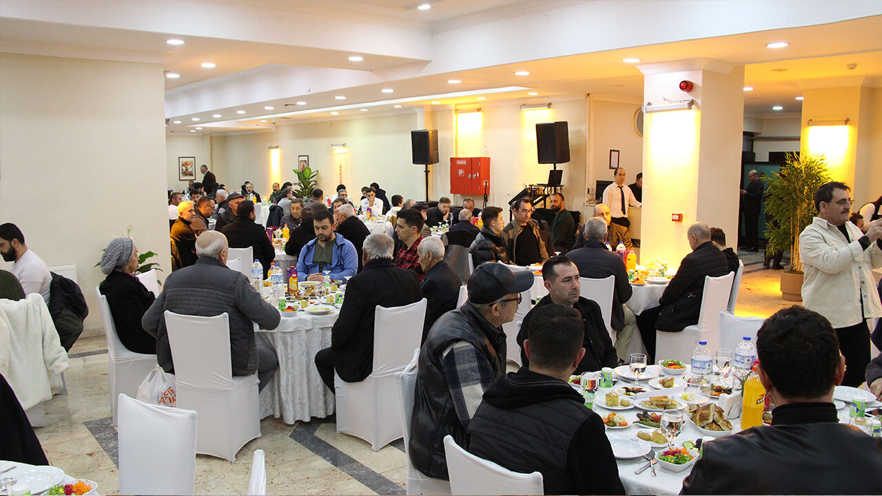 Yalova Agac Isleri Mobilya Isletmecileri Esnaf Oda Iftar Yemegi (4)