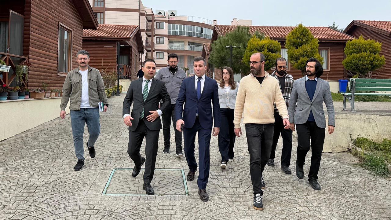 Yalova Aile Sosyal Politikalar Il Mudurluk Bilgi Teknoloji Daire Baskan Ziyaret (2)