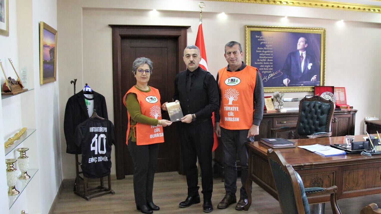 Yalova Armutlu Tema Vakfi Okul Kaymakamlik Belediye Ziyaret Gorusme (2)