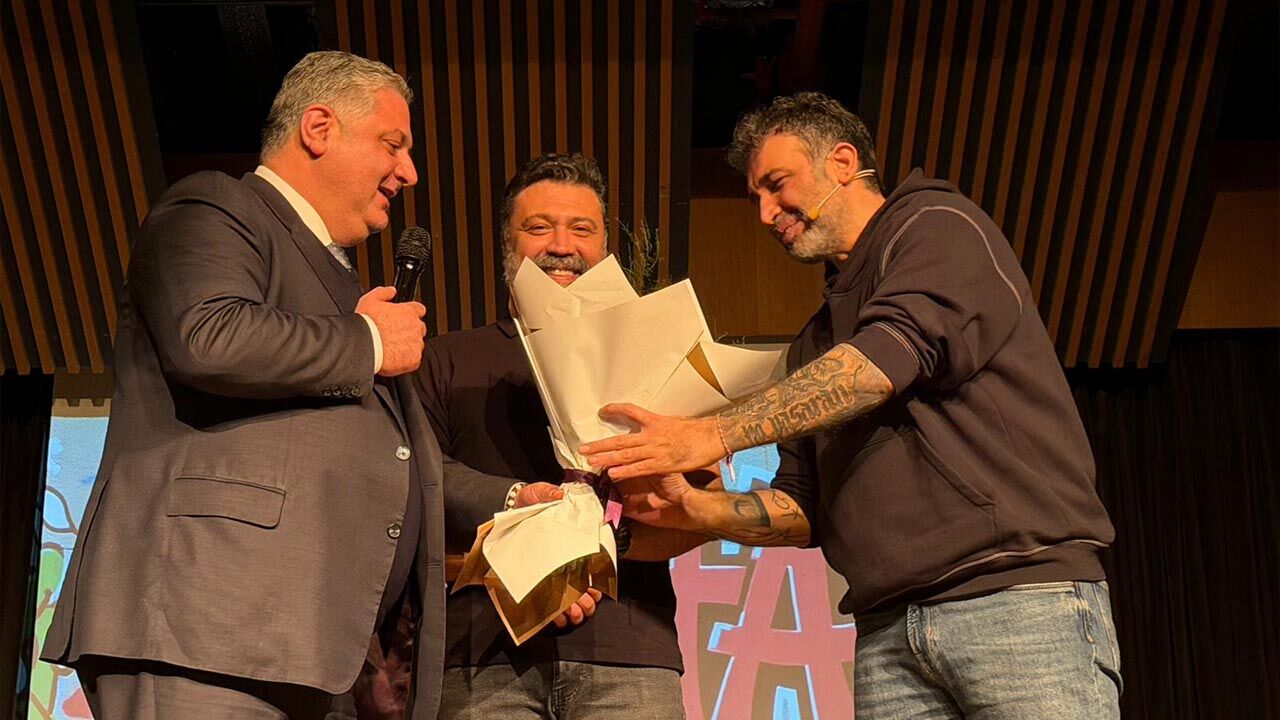 Yalova Belediye Kultur Sanat Tiyatro Sabotaj Bulent Parlak Baris Atay (3)