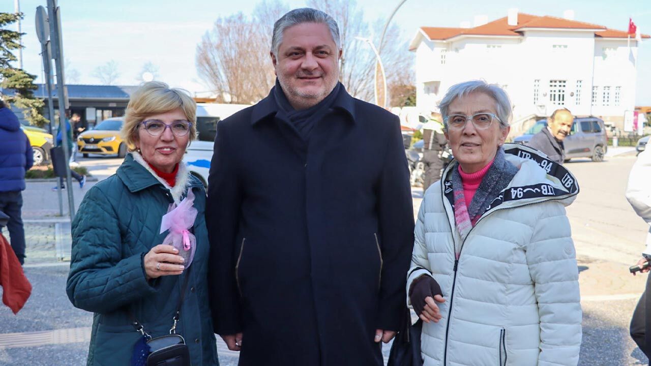 Yalova Beledi̇yesi̇’nden 8 Mart’ta Kadinlara Anlamli Hedi̇ye (1)