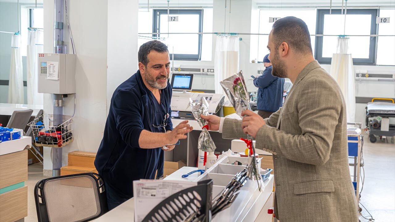 Yalova Beledi̇yesi̇'nden Sağlik Çalişanlarina 14 Mart Zi̇yareti̇ Haber (1)