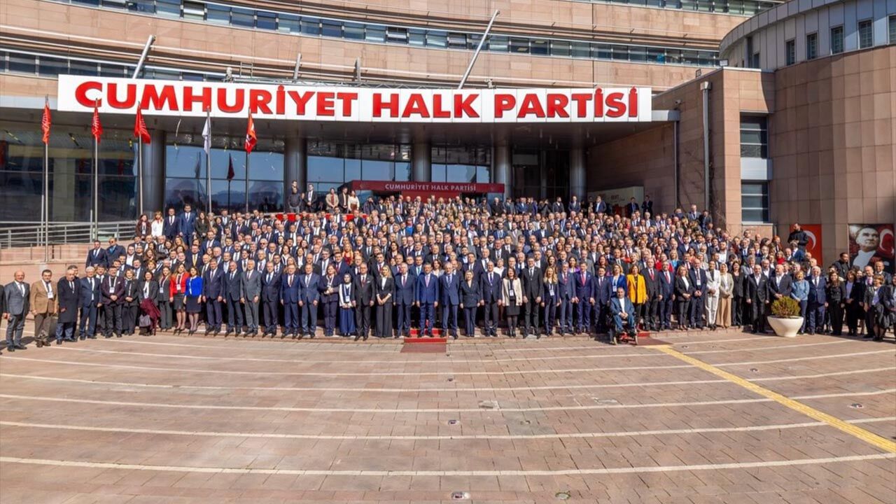 Yalova Chp Vekil Il Belediye Baskan Ankara Cumhurbaskanligi Aday Ofisi Toplanti (3)
