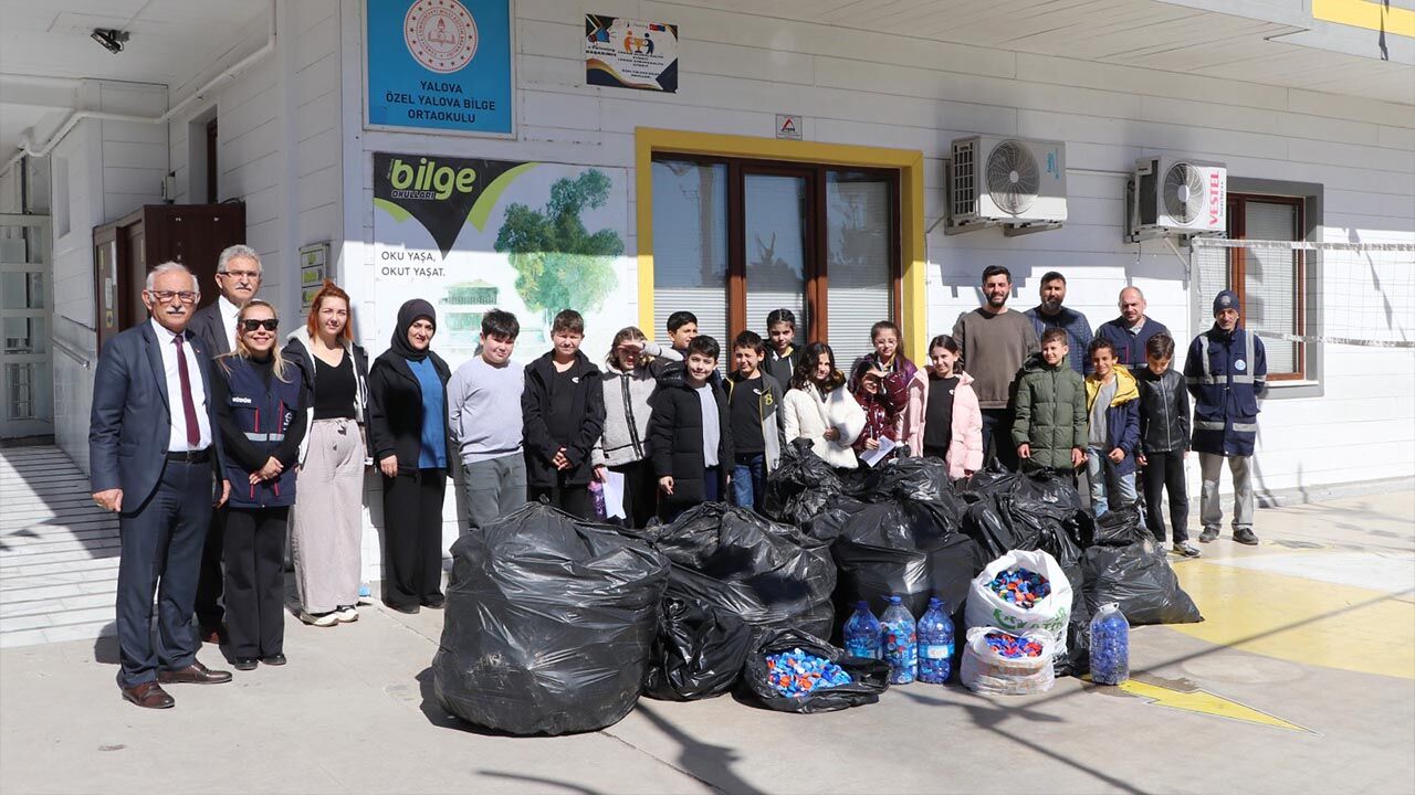 Yalova Ciftlikkoy Belediye Ozel Bilge Okullari Ogrenciler Sokak Hayvan Mama Geri Donusum Atik (5)