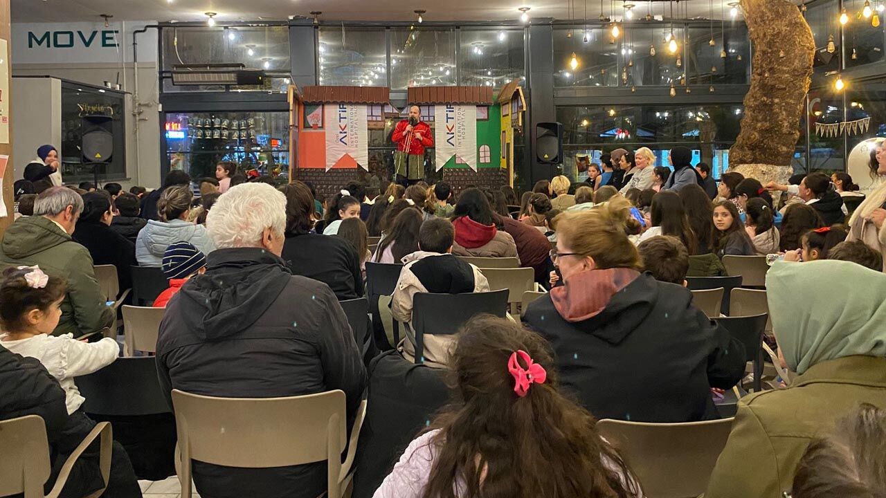 Yalova Cinarcik Belediye Ramazan Ayi Hacivat Karagoz Cocuklar Eglence (1)