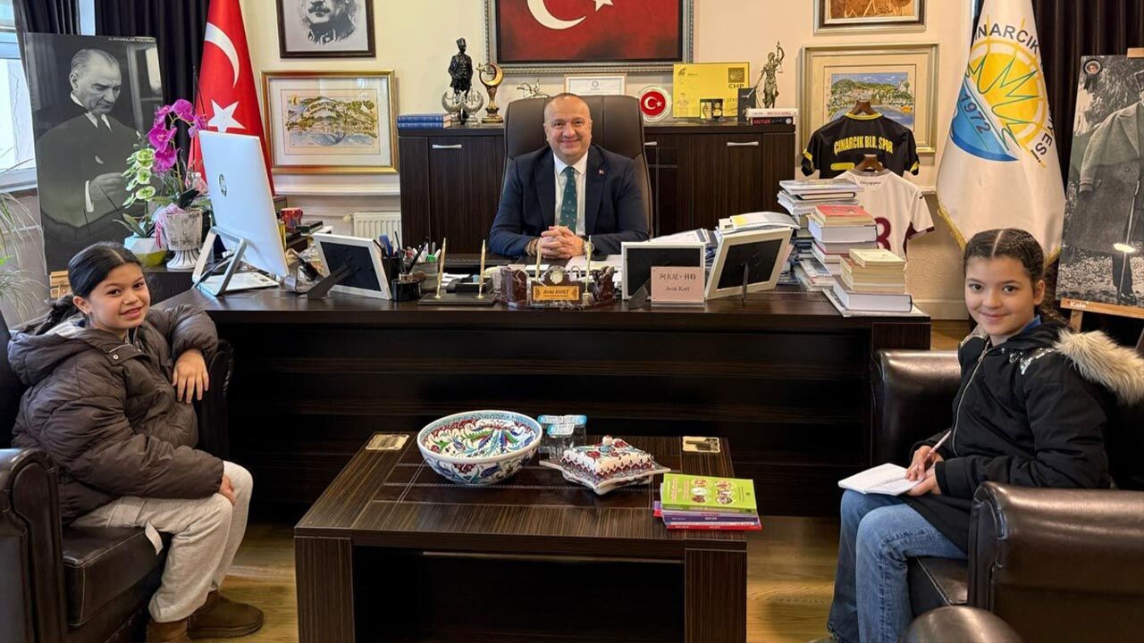 Yalova Cinarcik Hüdaverdi Aydin Ilkogretim Okul Minik Ogrenciler Belediye Baskan Roportaj (1)