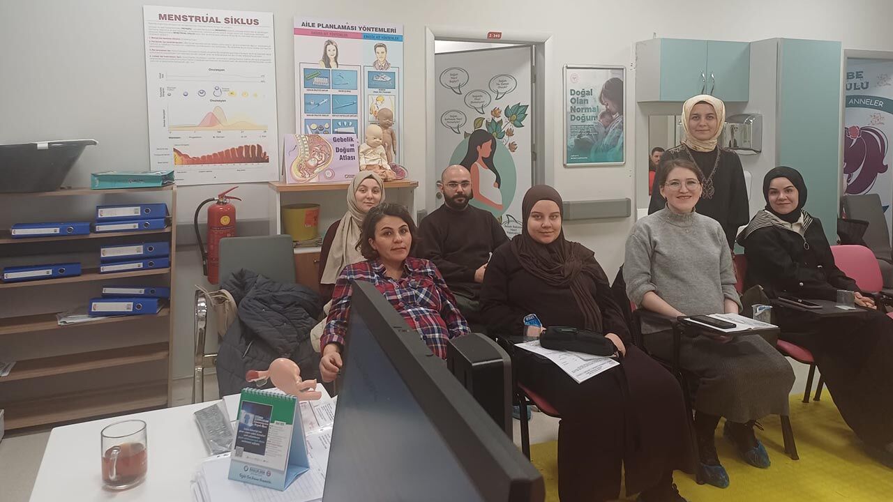 Yalova Egitim Arastirma Hastanesi Gebe Okul Uzman Egitimler (2)