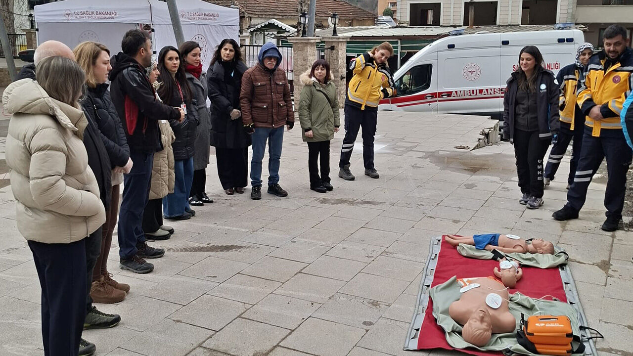 Yalova Il Saglik Mudurluk Okuryazarlik Ramazan Stant Calisma (1)