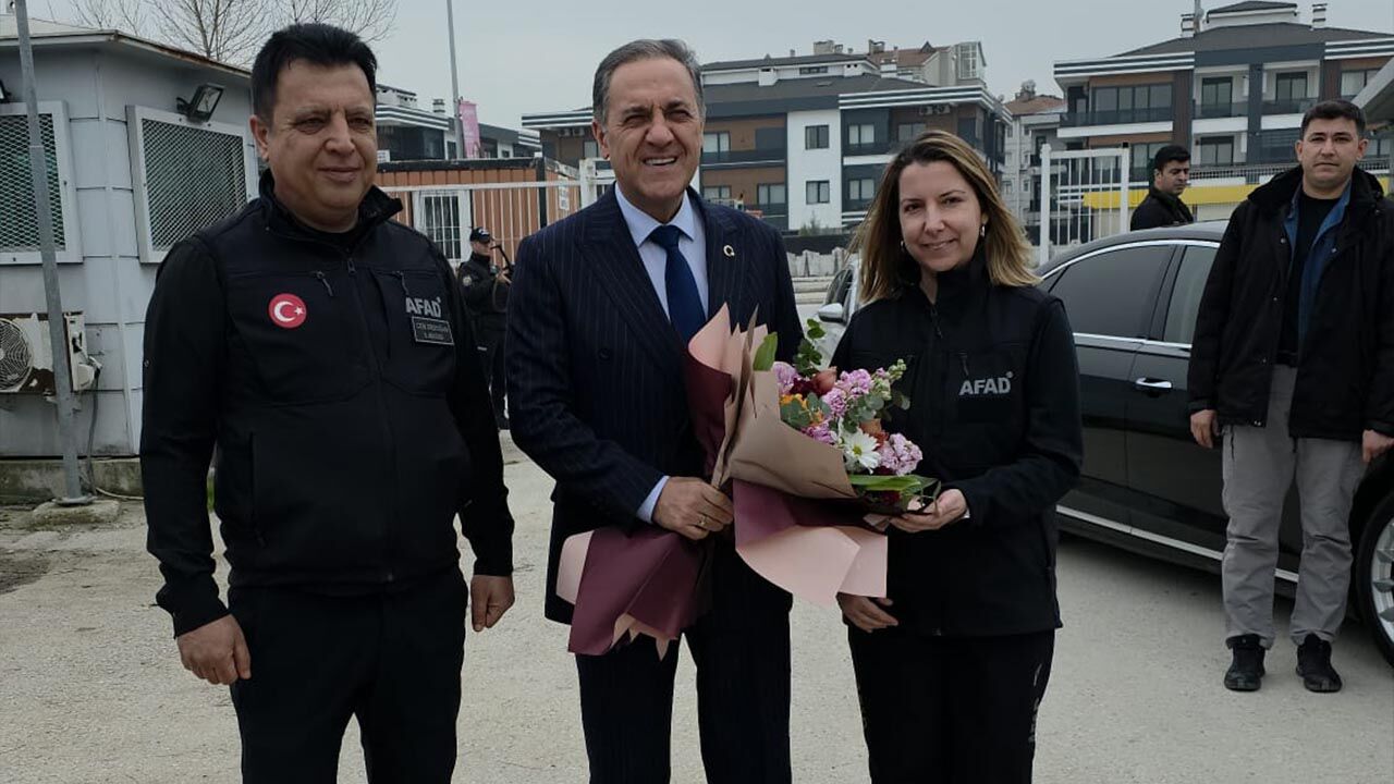 Yalova Vali Afad Kurum Ziyaret Inceleme (1)