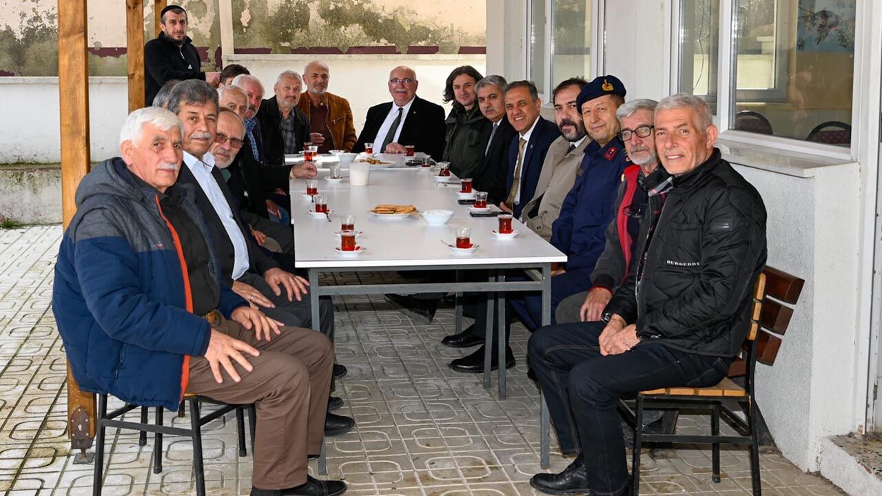 Yalova Valisi Protokol Esadiye Koyu Ziyaret (2)