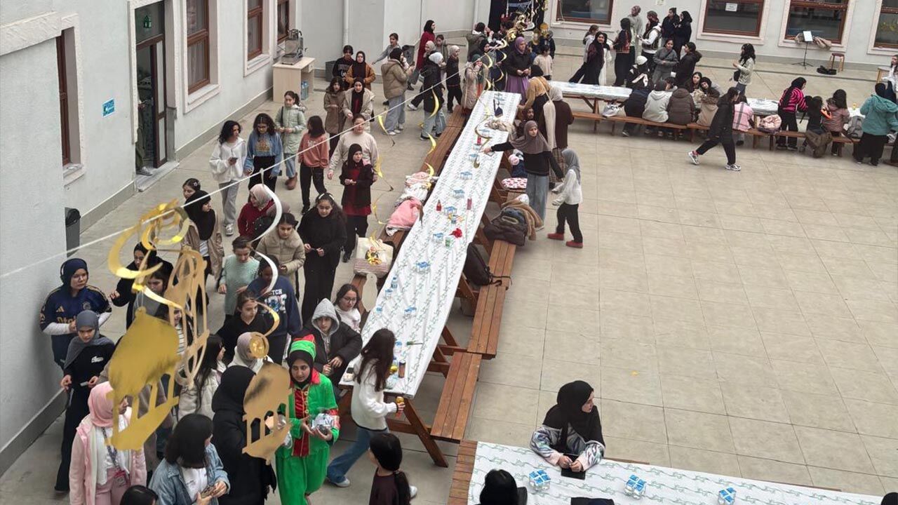 Yalova Zehra Eksinozlugil Anadolu Imam Hatip Lise Geleneksel Ramazan Ayi Zeka Iftar (2)