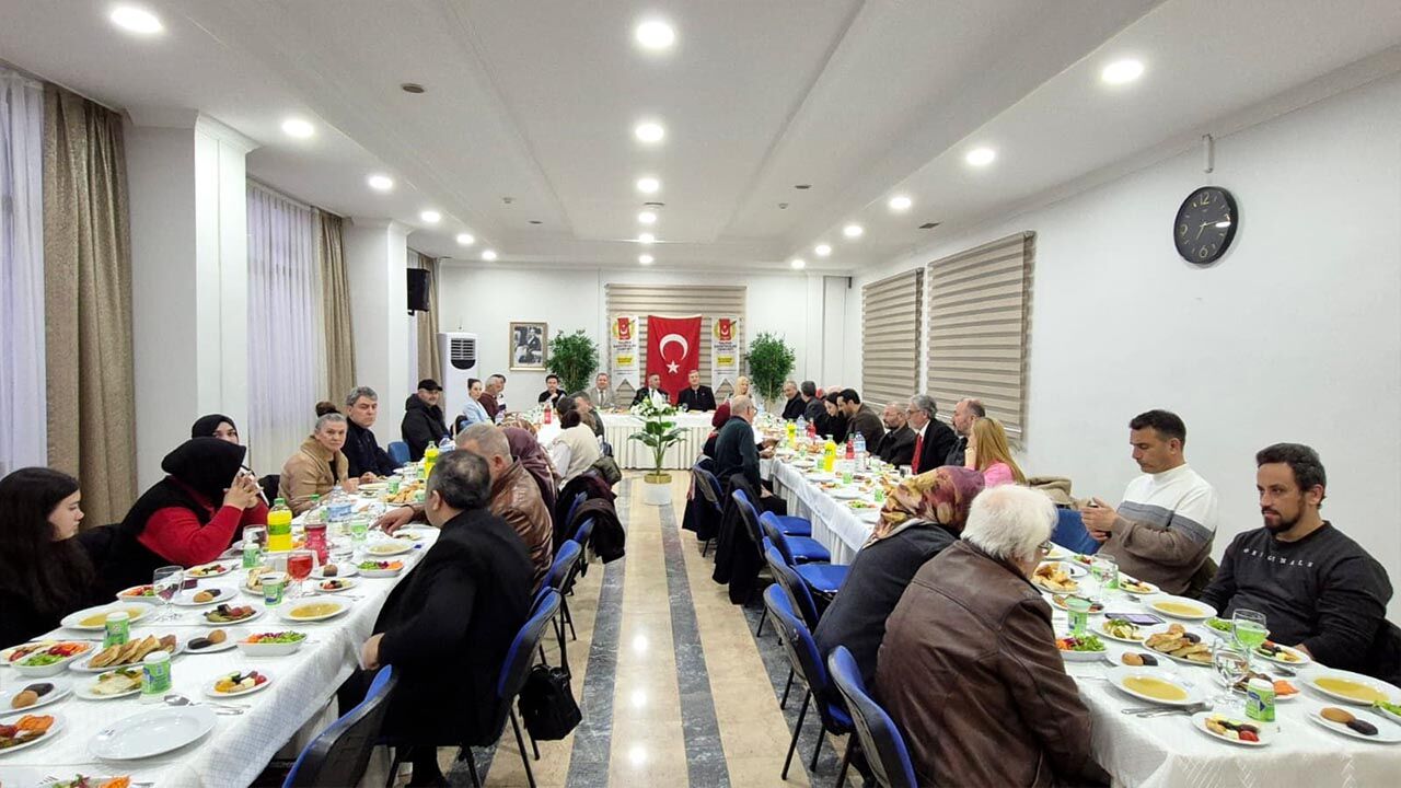 Ygc Üyeleri Ve Basın Emekçileri Iftarda Buluştu Haber (2)