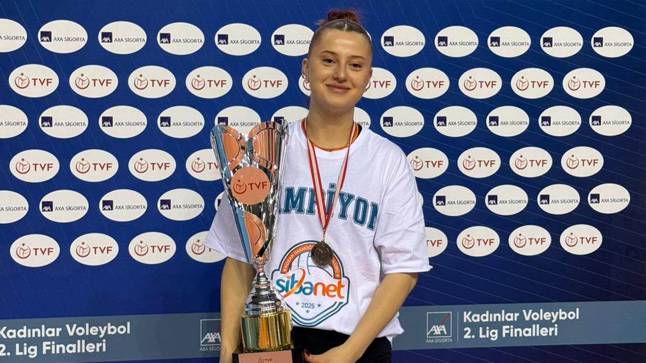 Ayşegül Külüşlü, Sibanet Kozan İmamoğlu’nu 1. Lige Taşıdı (2)