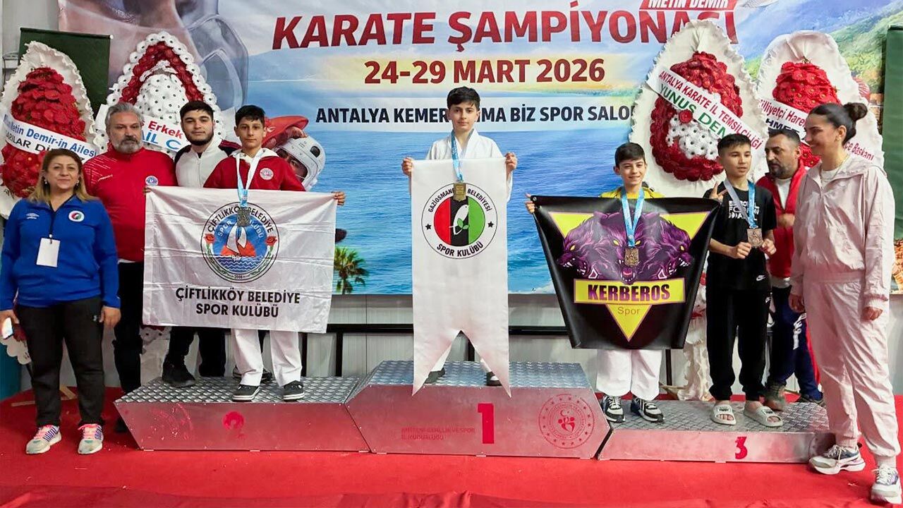 Çiftlikköy Karatecileri Şampiyonluklara Doymuyor (6)