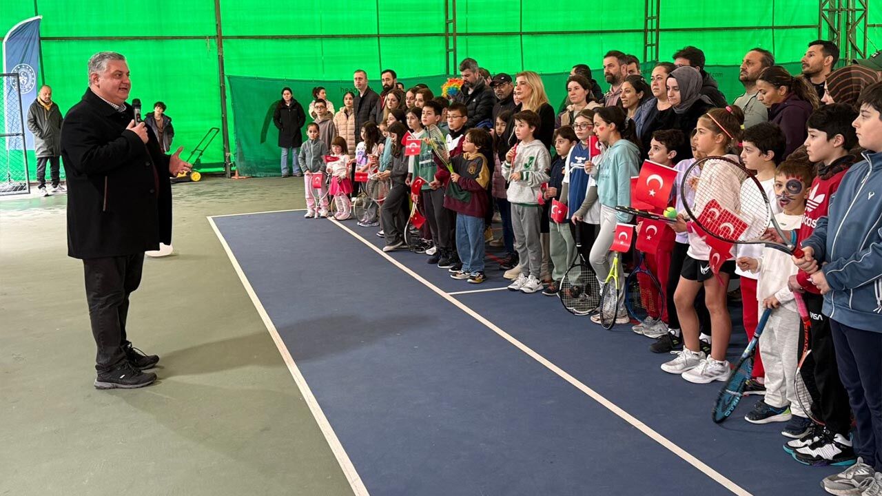 Minik Raketler, 23 Nisan İçin Korta Çıktı (5)