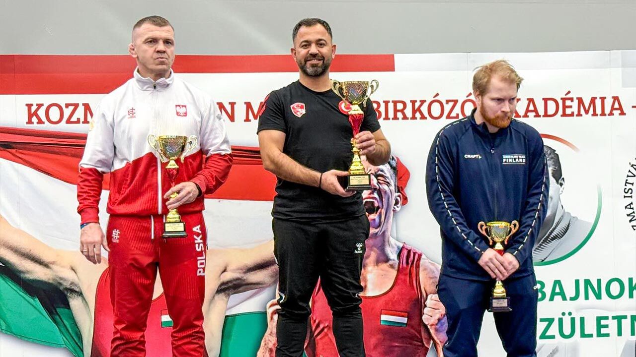 Nil Aktaş Macaristan’da Altını Kaptı (1)