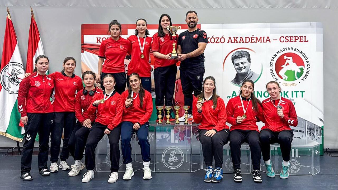 Nil Aktaş Macaristan’da Altını Kaptı (2)