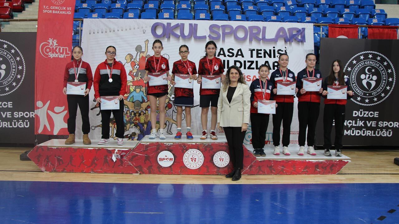 Yalova Duzce Okul Spor Oyunlari Masa Tenisi Basari (2)