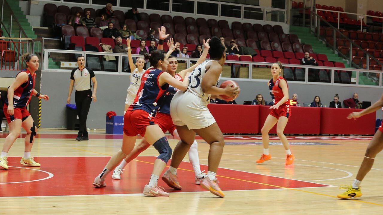Yalova Halkbank Turkiye Kadinlar Basketbol Ligi Vip Kirklareli Belediye Maglubiyet (8)