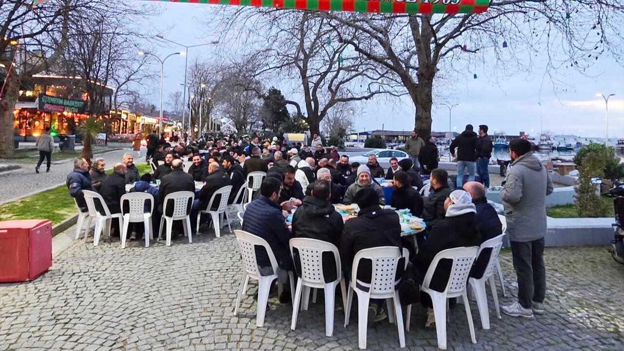 Yalovaspor Taraftarı Geleneksel İftarını Gerçekleştirdi (3)