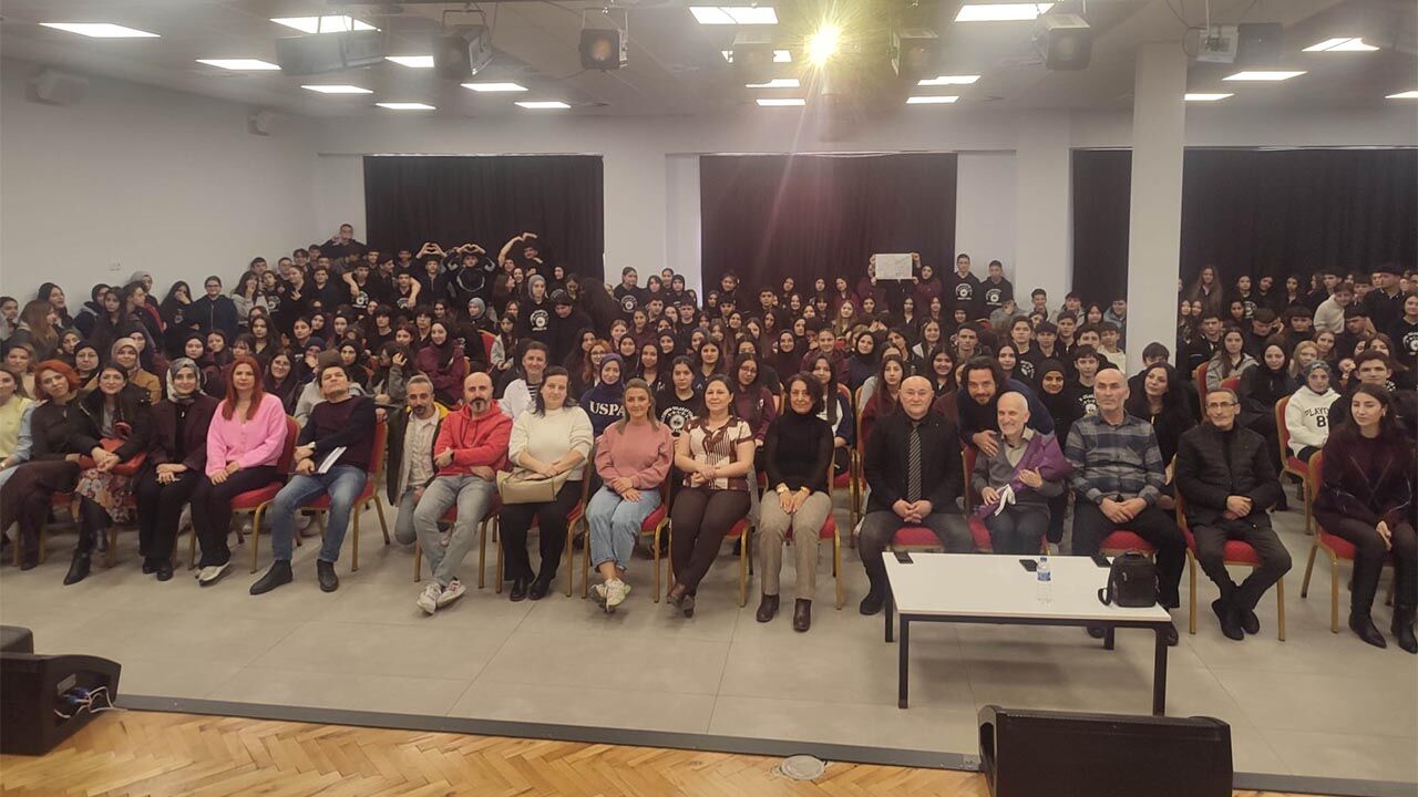 “Fiziği Sevdiren Adam” Ekrem Kılıç Emekli Oldu (1)