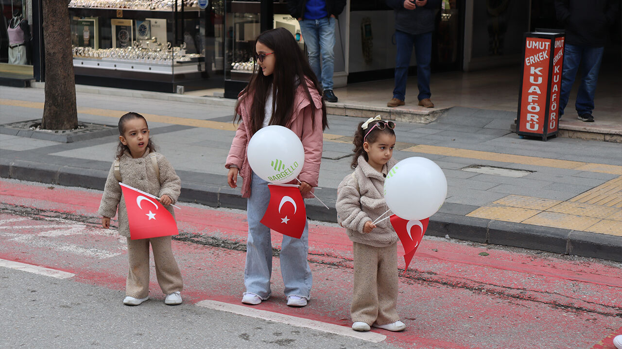 Yalova 23 Nisan Ulusal Egemenlik Cocuk Bayrami Kutlama Etkinlikler Haber (8)