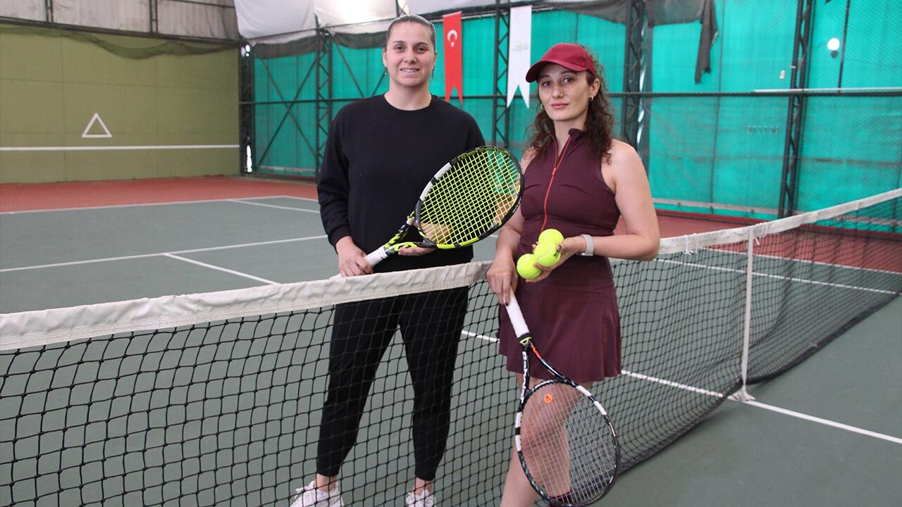 Yalova Ataturk Yuruyen Kosk Masters Tenis Turnuva Kadin Erkek Karisik (7)