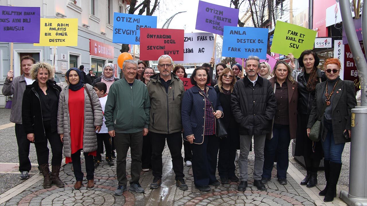 Yalova Dunya Otizm Farkindalik Gunu Kutlama Gun Egitim Stk Kurum Kurulus (10)
