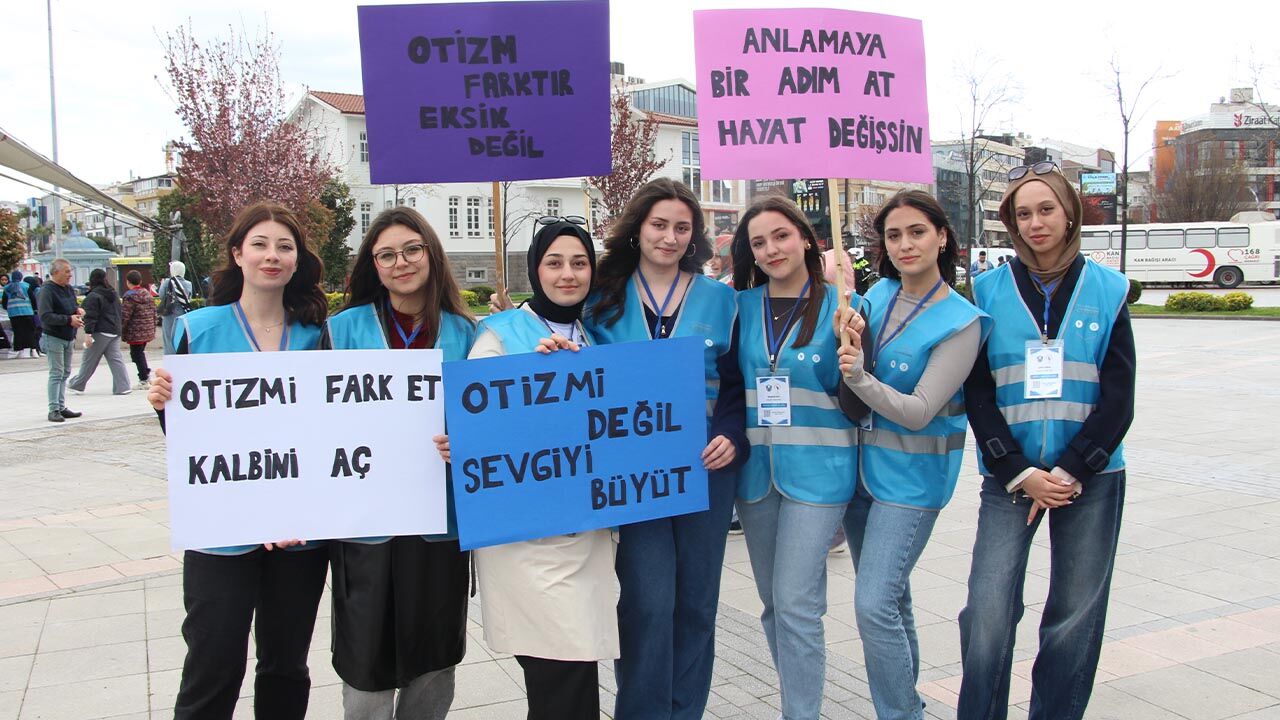 Yalova Dunya Otizm Farkindalik Gunu Kutlama Gun Egitim Stk Kurum Kurulus (13)