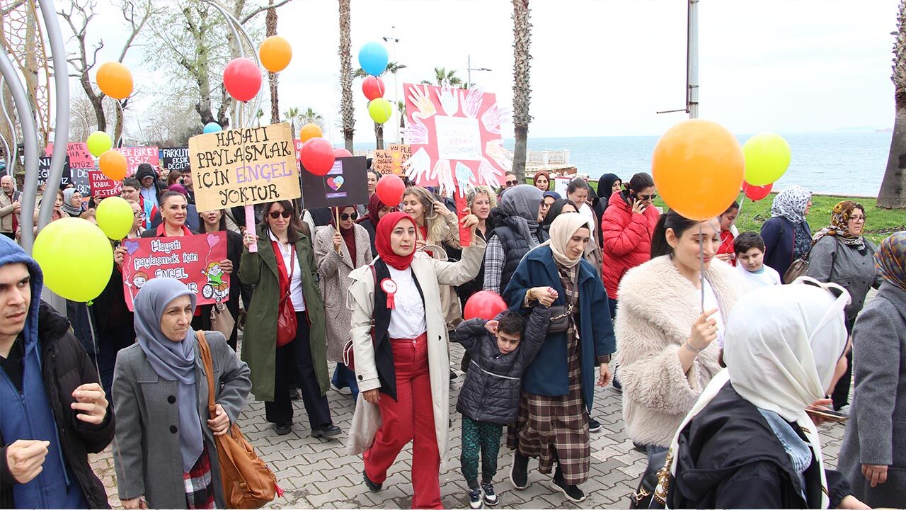Yalova Dunya Otizm Farkindalik Gunu Kutlama Gun Egitim Stk Kurum Kurulus (3)