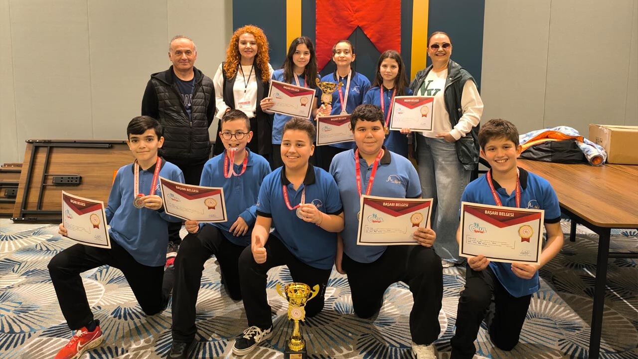 Mehmet Akif Ersoy Ortaokulu Şov Yaptı (3)