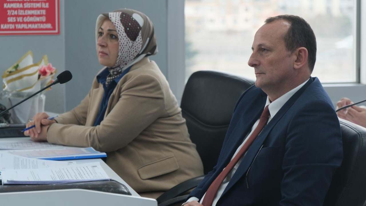 Yalova Ciftlikkoy Belediye Meclis Nisan Oturum E Ruhsat (3)