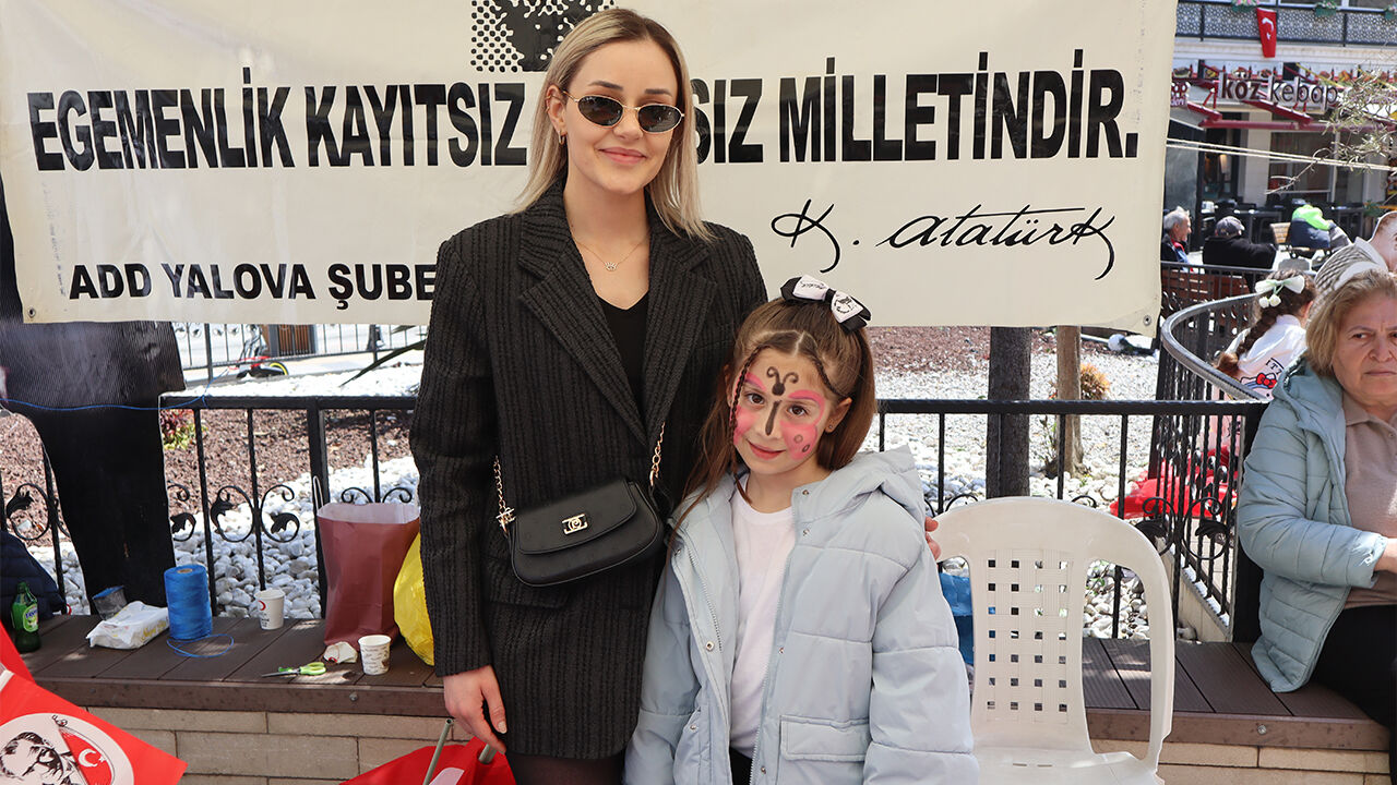 Yalova 23 Nisan Siyasi Partiler Stant Cocuk Etkinlikler (8)