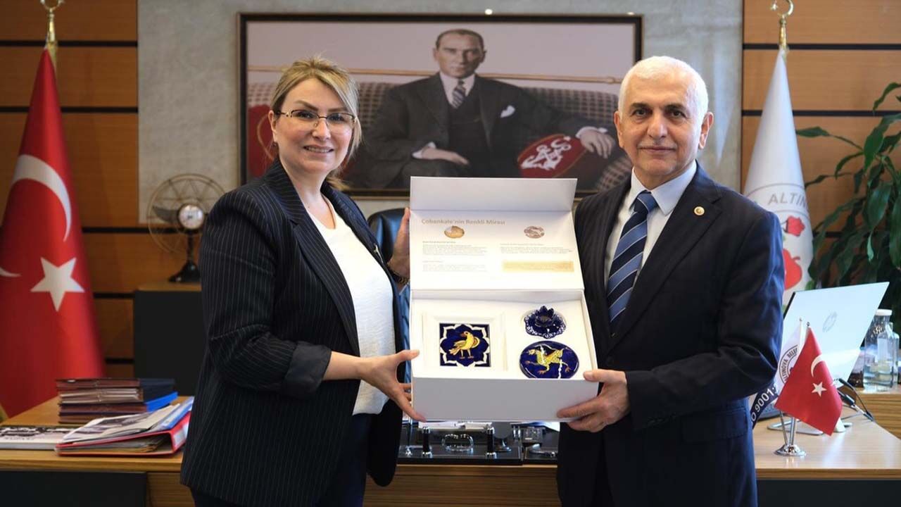 Yalova Altinova Belediye Baskan Ak Parti Genel Baskan Yardimci Ziyaret Gorusme (3)