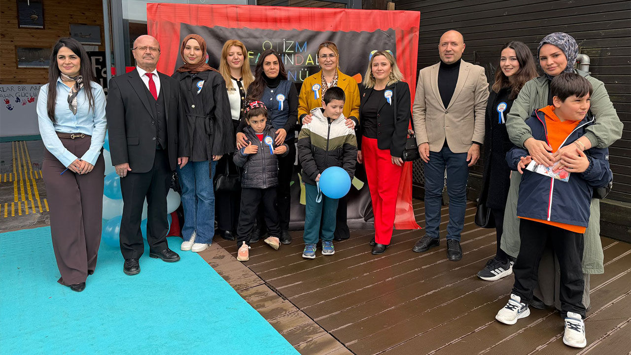 Yalova Altinova Belediye Baskan Otizm Farkindalik Gun Etkinlik (2)