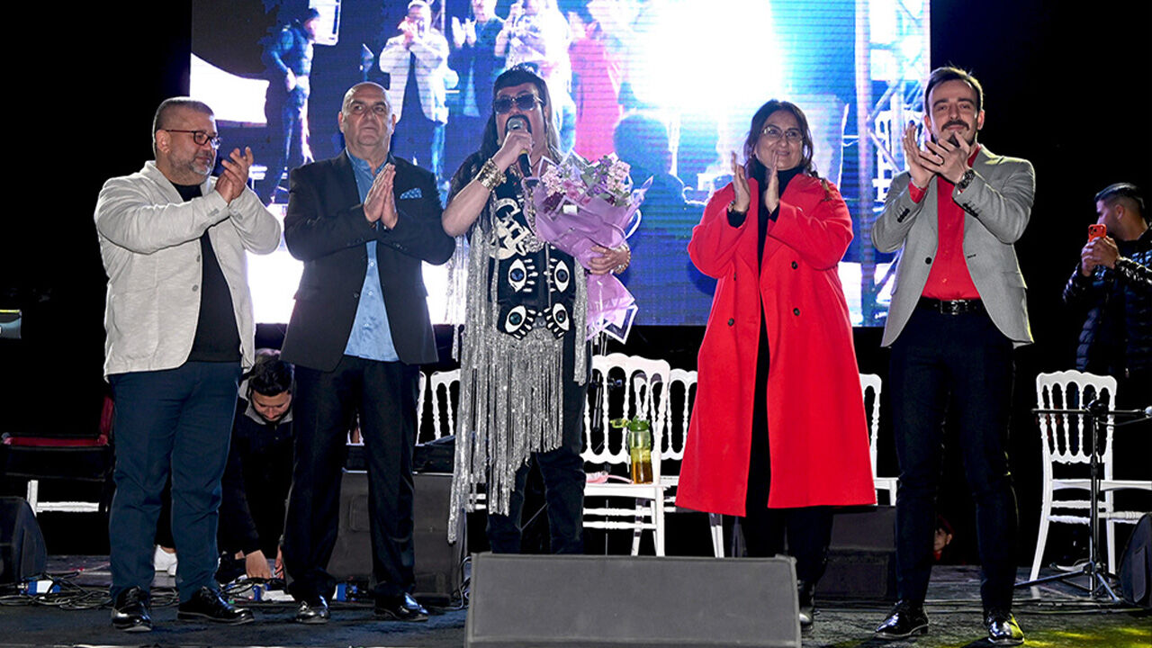 Yalova Belediye Dunya Romanlar Gunu Kutlama Kobra Murat (2)