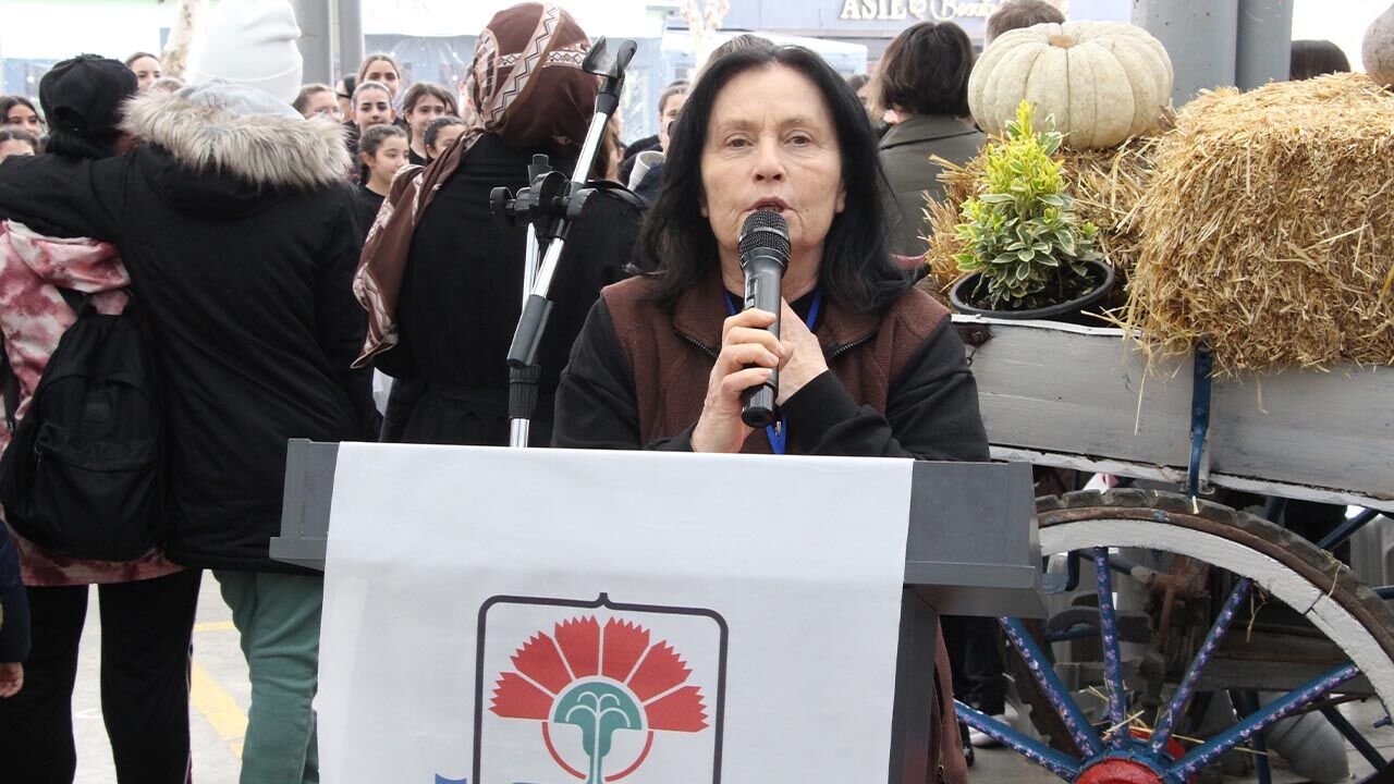 Yalova Belediye Tohum Takas Grubu Senlik (11)