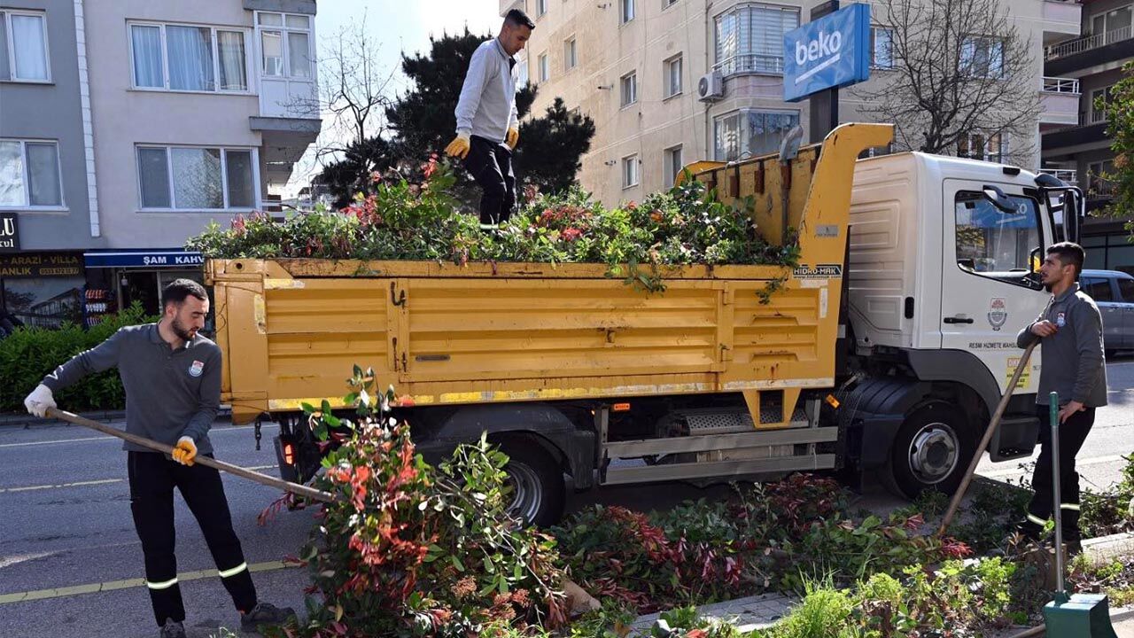 Yalova Belediyesi Sehir Sokak Acdde Calisma Faaliyet (3)