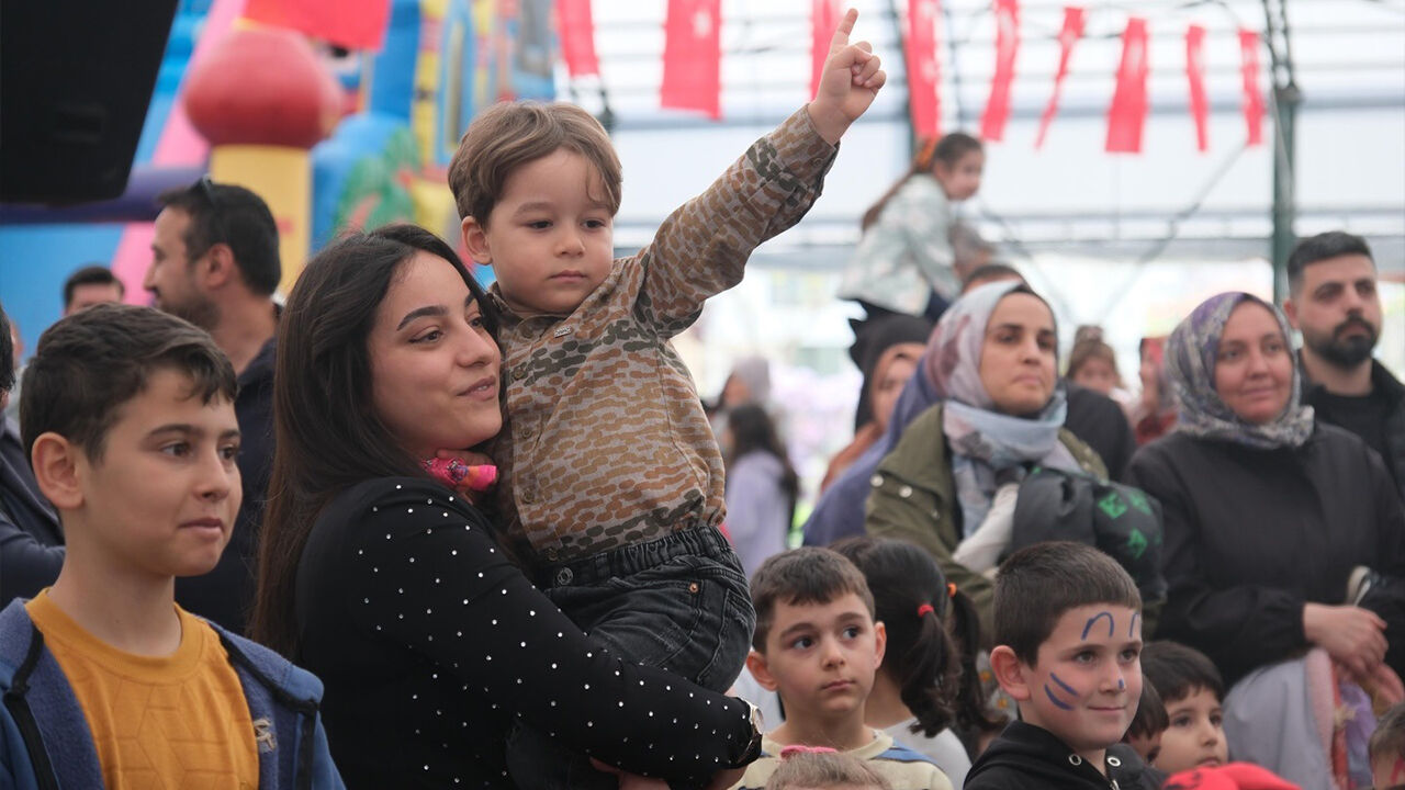 Yalova Ciftlikkoy Belediye 23 Nisan Cocuk Bayram Etkinlikler (1)