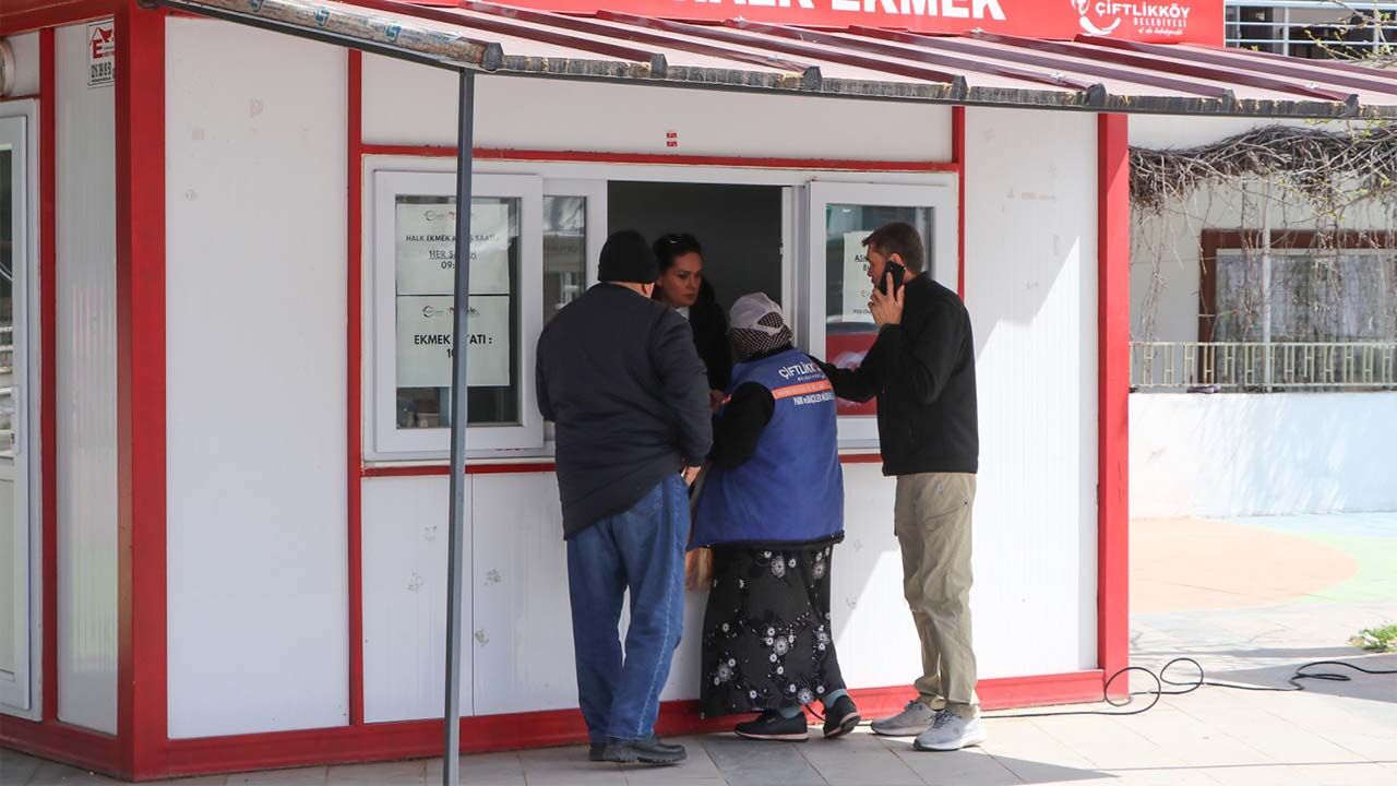 Yalova Ciftlkkoy Belediye Halk Ekmek Hizmet (5)
