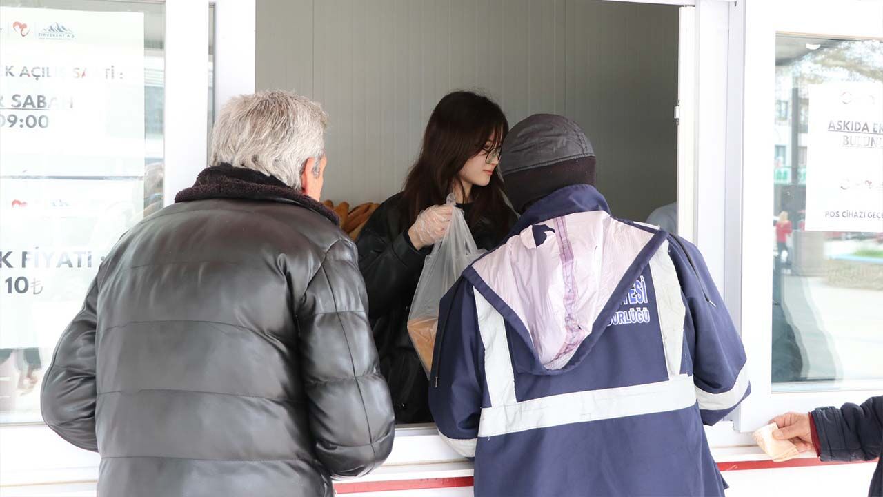 Yalova Ciftlkkoy Belediye Halk Ekmek Hizmet (6)