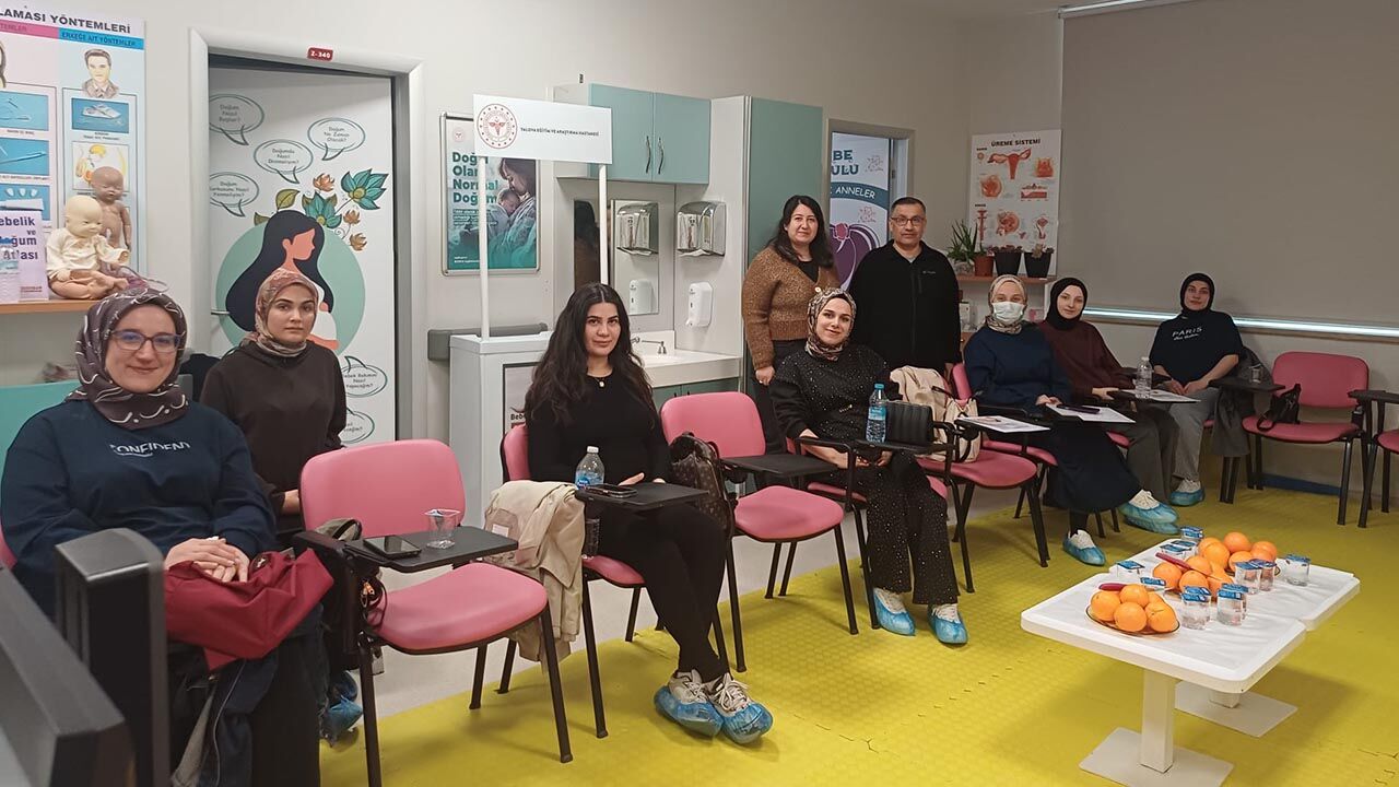 Yalova Egitim Arastirma Hastane Gebe Okul Egitimler (4)