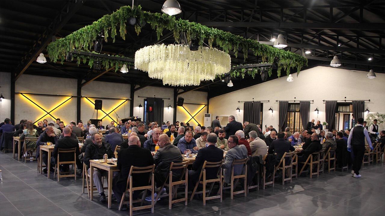 Yalova Esnaf Sanatkarlar Odasi Birlik Yesob Baskan Aksam Yemegi Organizasyon (5)