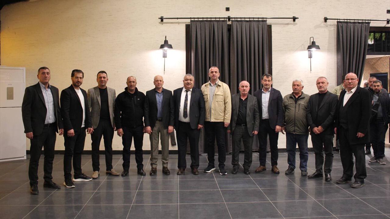 Yalova Esnaf Sanatkarlar Odasi Birlik Yesob Baskan Aksam Yemegi Organizasyon (7)