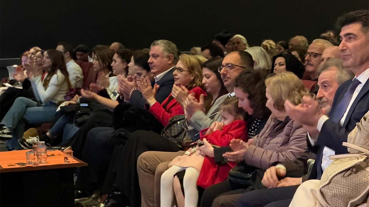 Yalova Guzel Sanatlar Lisesi Belediye Mimoza Ritim Grubu Sokak Hayvan Farkindalik (1)