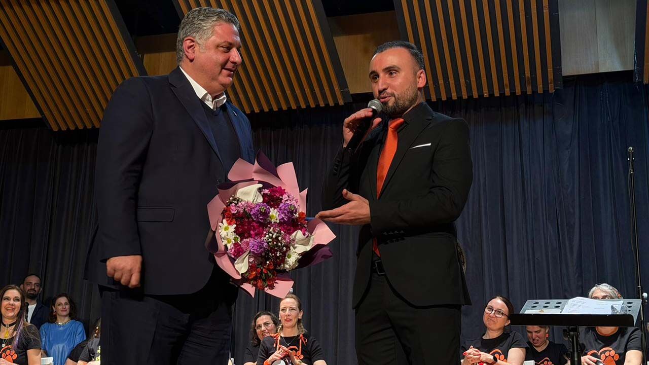 Yalova Guzel Sanatlar Lisesi Belediye Mimoza Ritim Grubu Sokak Hayvan Farkindalik (3)