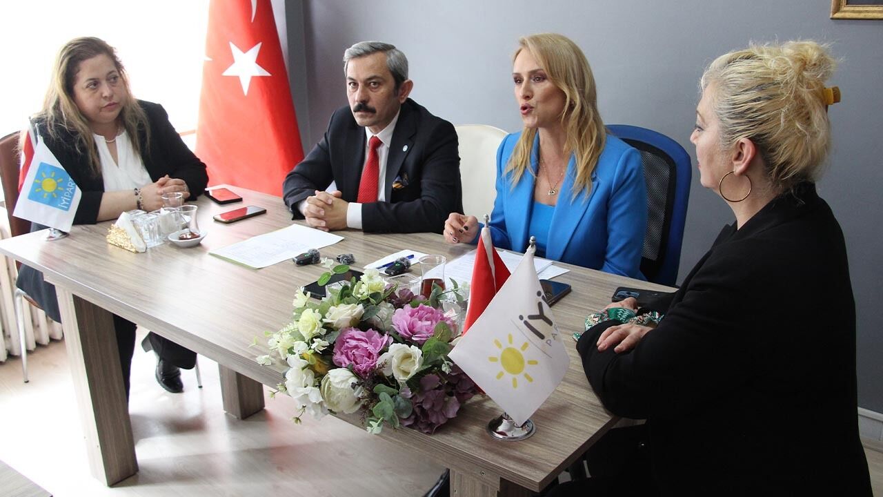 Yalova Iyi Parti Genel Merkez Sosyal Politikalardan Sorumlu Baskan Yardimci Haber (1)