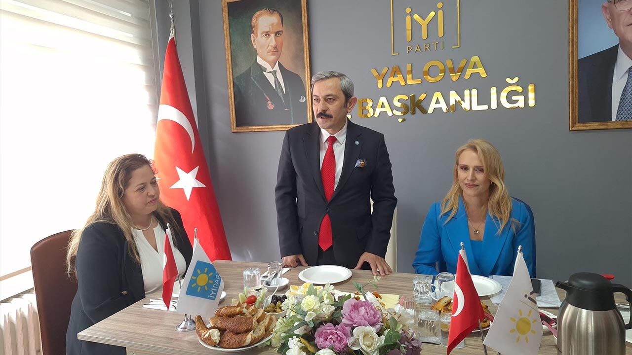 Yalova Iyi Parti Il Baskan Ak Parti Il Belediye Chp Aciklamalar Iddialar